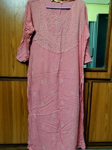 Embroidered Pink Kurta