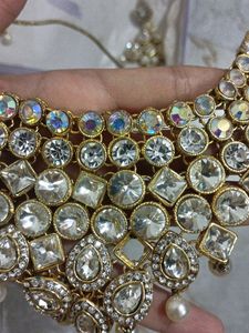 Rhinestone And Pearl Jewellery Set