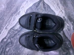 kids shoes  for   3 yr And Pack Of 5
