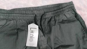🆕🚨BRAND New Men Cargo Pants🚨🆕
