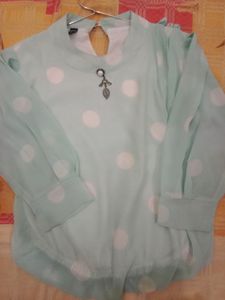 Ye Top White And Sky-blue Colour Me H