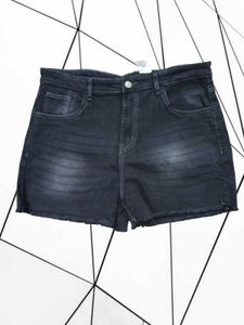 B@70 Size-34 Sumner Short
