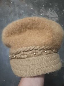 Winter Brown Cap With Pearls