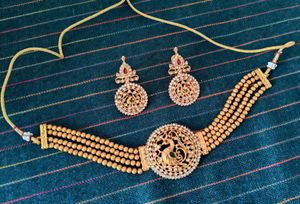 Peacock Design Choker Set