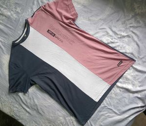 Color Block Graphic T-shirt 👕💓🫐