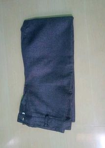 Stylish Men&#39;s Slim Fit Trousers