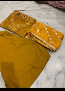Combo Mustard And White Suits With Jhumke Free