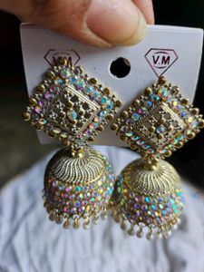 Earring