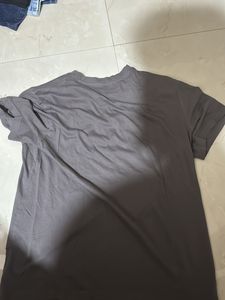 H&amp;M Basic T-shirt