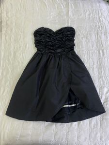 Chic Black Strapless Dress bust 34(stretchy)