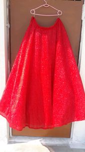 red lehenga