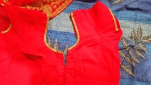 Beautiful Magenta Wedding Saree With Blouse