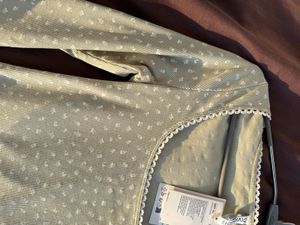 H&amp;M Fitted Sage green Floral Top/Size-S