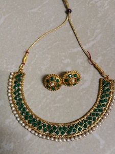 Green & Gold Jewelry Set