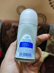 Nivea Pearl Beauty Roll On