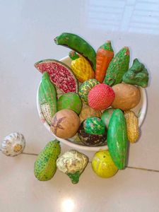 Vintage Painted Vegetable Set