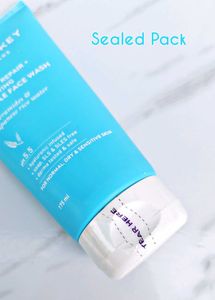 Dot &amp; Key Barrier Repair Hydrating Gentle Face