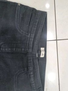 Stylish DNMX Women&#39;s Black Jeans - Size 32