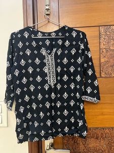 Patterned Black Tunic kurti Top