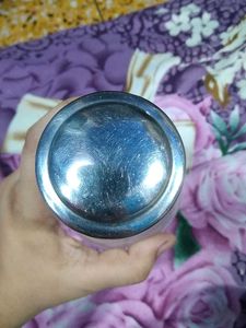 TRANSPARENT BOTTLE WITH STEEL CAP