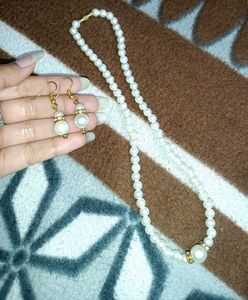 Pearl Drop Earrings with chain