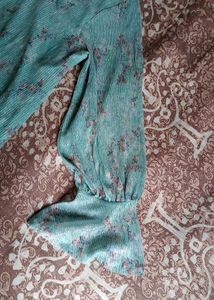 AND Sea Coloured Top - Size 12