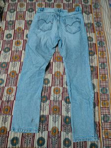 Light Wash Flared Jeans