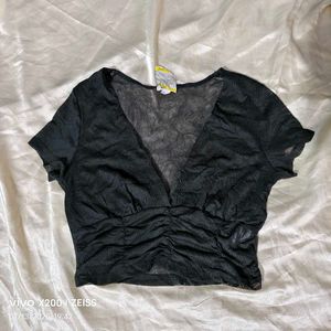 I. Chic Black Crop Top