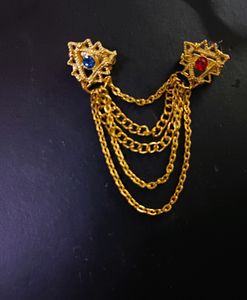 Collar Pinup &#39;Bejeweled Stars&#39; In Gold