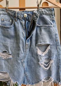 H&amp;M DIVIDED Distressed Denim Mini Skirt
