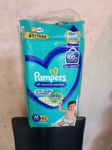 New Pampers M Size 42 Pants