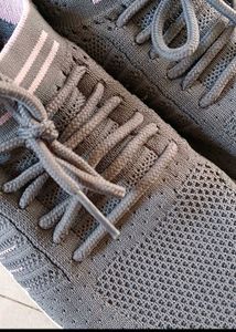 Sports Shoes🎉