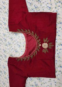 Maroon Saree With Blouse (2 Items)