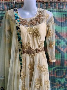 Elegant Ethnic Gown With Side Zip