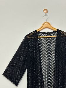 Embroidery Shrug 🖤
