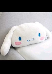cinnamoroll head pillow.