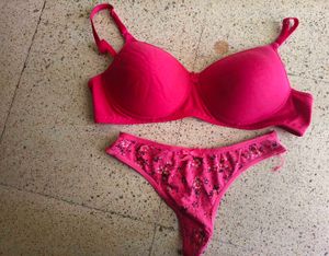 Combo - Saree, Blouse, Petticoat, Lingerie