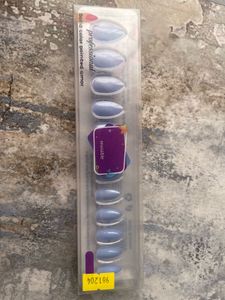 Professional Solid Color Pointed Armor