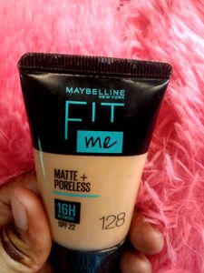 🆓Delhivery Maybelline fit me foundation+ glam21