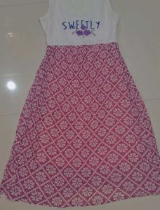 Cute &#39;Sweetly&#39; Graphic Tee