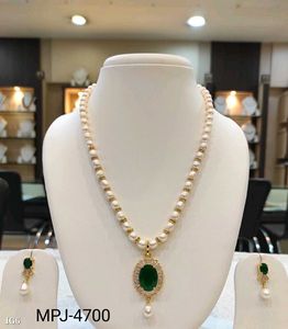 Pearl Necklace Set
