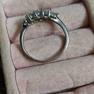 Sparkling Silver Ring