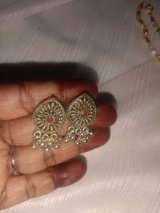 women&#39;s Sliver earing