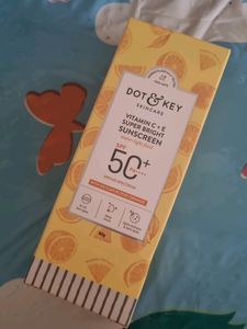Dot & Key Vitamin C + E Sunscreen