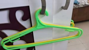 Cloth Hanger