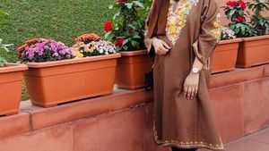 Elegant Embroidered Kurta