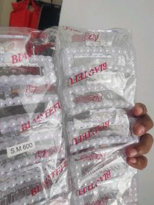 HAIR CLAWS GRAB ANY 1 PACKET AT JUST 259 RS