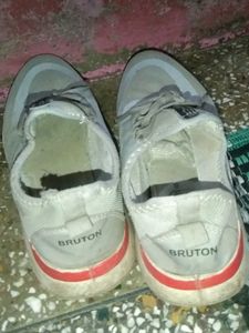 Comfortable Gray Everyday Sneakers