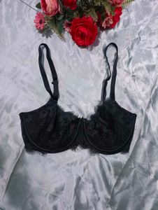 Imported Victoria's Secret Wired Bra