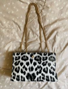 Chic B&amp;W Leopard Print Gold Chain Crossbody Bag